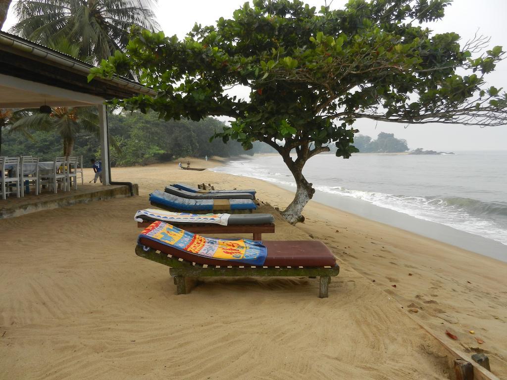 Hotel Tara Plage Kribi Exterior photo